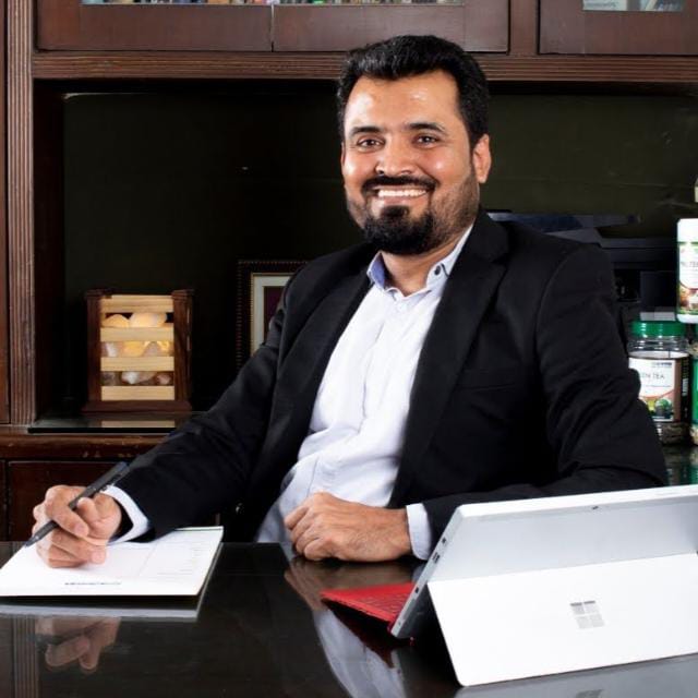 Dr. Kumar — Senior Ayurvedic Consultant and Panchakarma Specialist